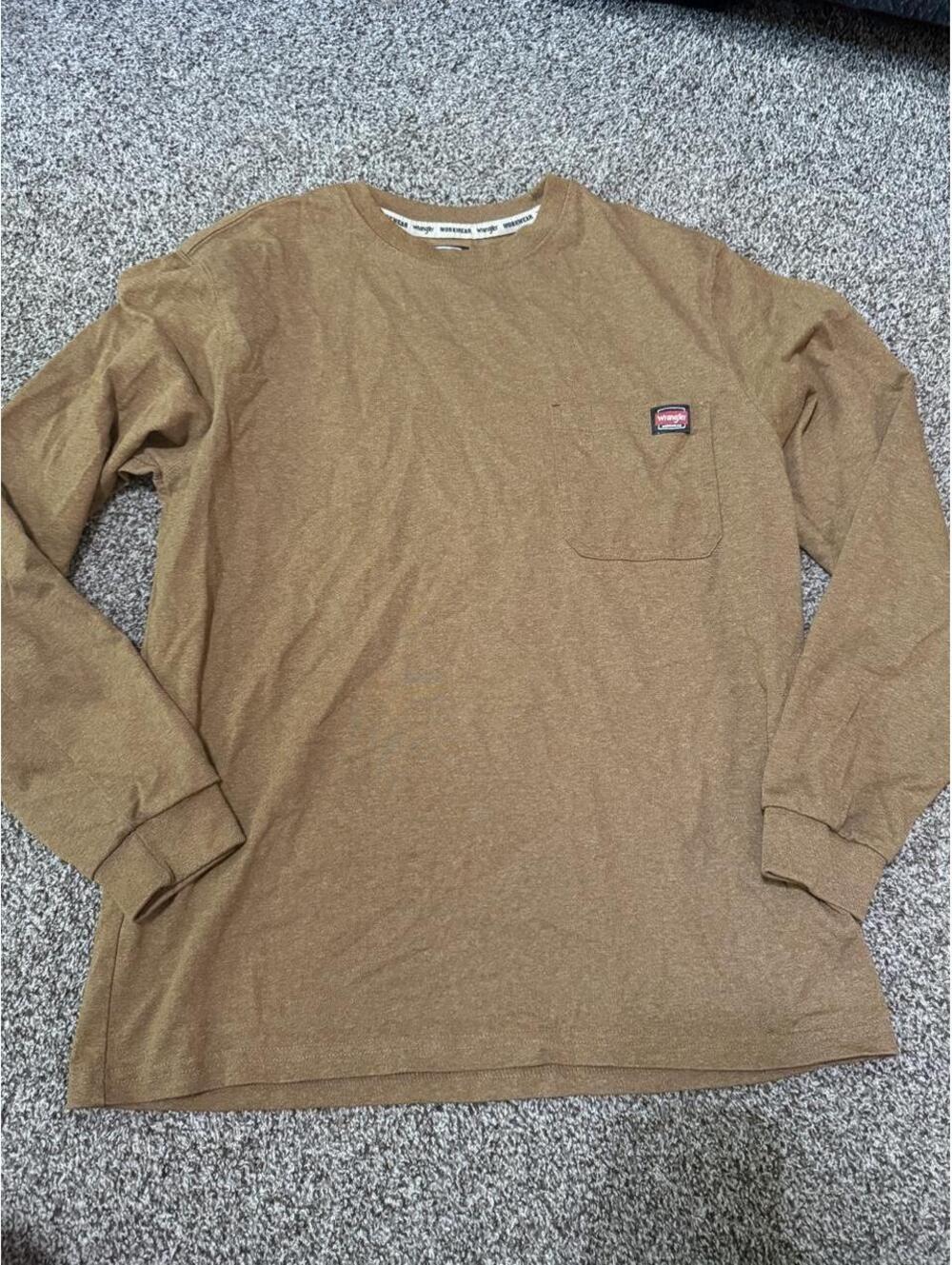 Wrangler Men's Tan and Brown Shirt